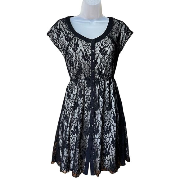 Kimchi Blue Fit and Flare Black Lace Dress Sz XS Whimsigoth Dark Academia Twee - Picture 1 of 11
